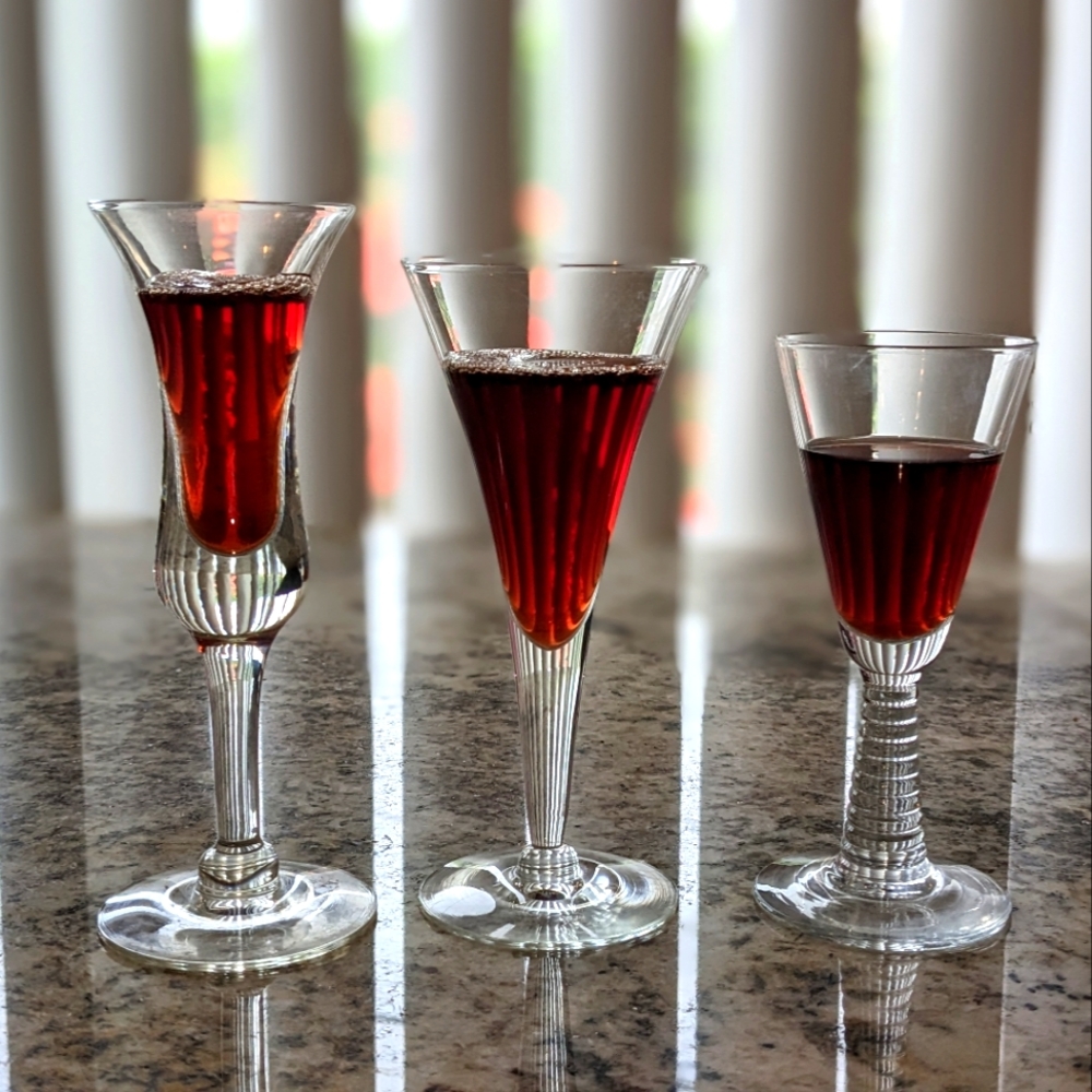 Set of 3 Vintage Sherry 🍷 Cocktail 🍸 Shot 🥃 Glasses